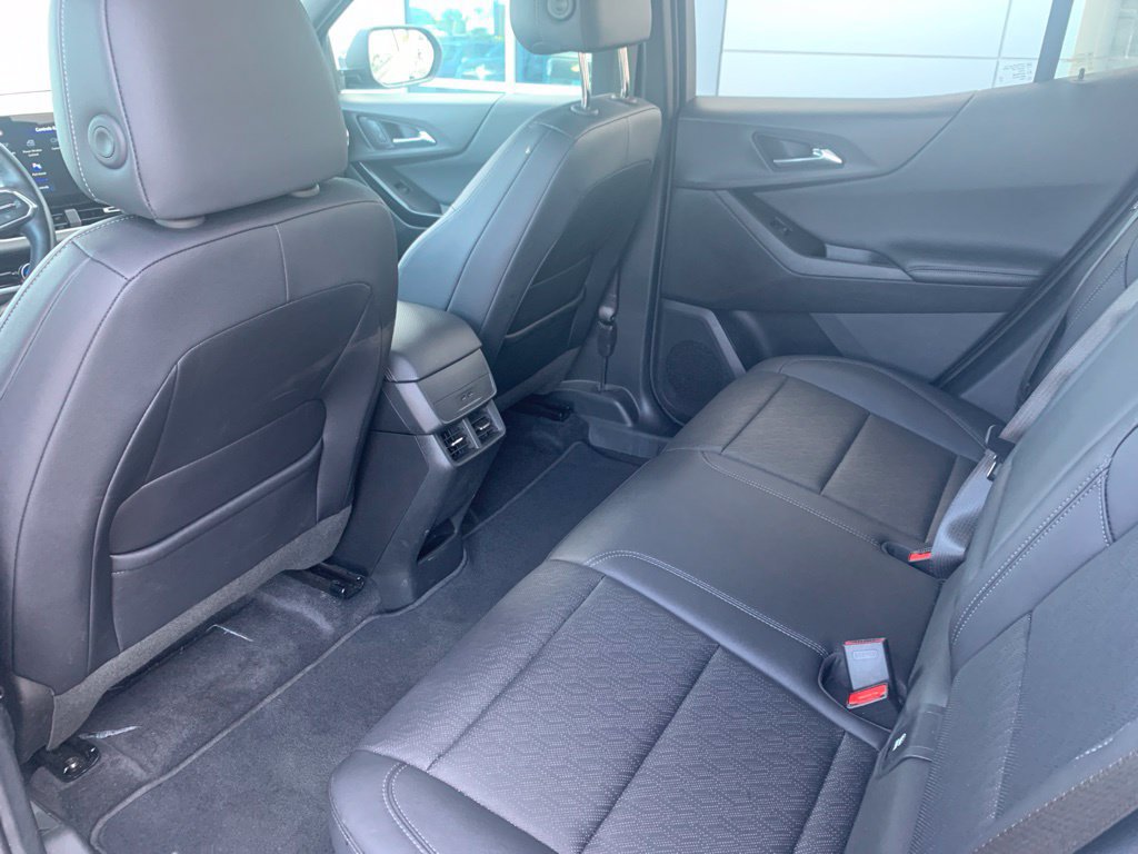 Used 2025 Chevrolet Equinox LT w/ Convenience Package II AWD/4WD image 17