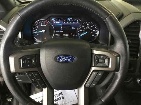 Used 2020 Ford Expedition XLT w/ Equipment Group 202A image 10