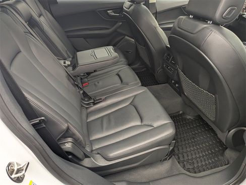 Used 2019 Audi Q7 3.0T Premium Plus image 14