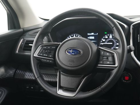 Used 2025 Subaru Ascent Premium image 15