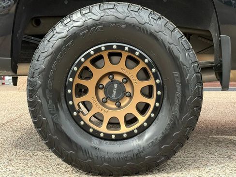 Used 2020 Chevrolet Silverado 1500 High Country image 25