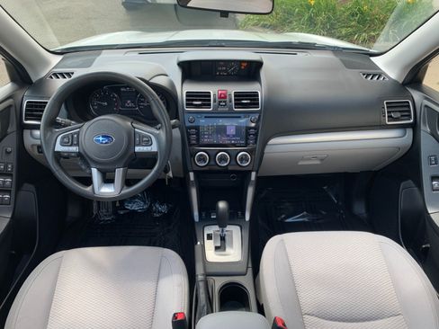 Used 2018 Subaru Forester 2.5i Premium AWD/4WD image 32