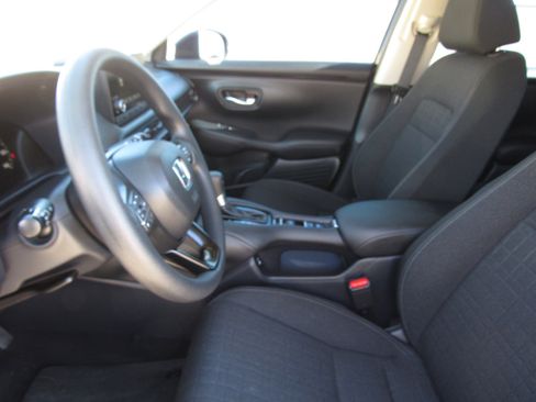 Certified 2024 Honda HR-V LX image 14