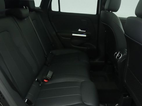 New 2026 Mercedes-Benz GLA 250 image 8