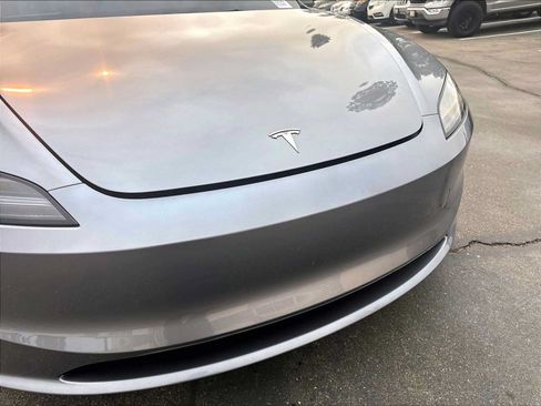 Used 2025 Tesla Model 3 Long Range RWD image 31