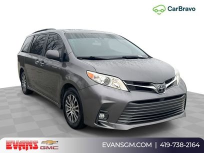 Used 2020 Toyota Sienna XLE