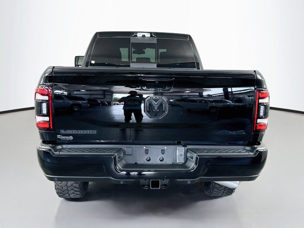 Used 2023 RAM 2500 Laramie w/ Night Edition AWD/4WD image 6