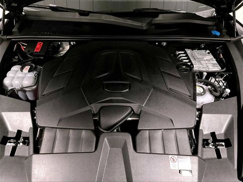 Used 2025 Porsche Cayenne S image 24