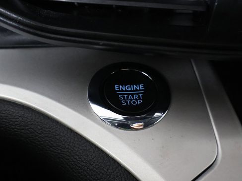 Used 2022 Ford Explorer XLT image 37