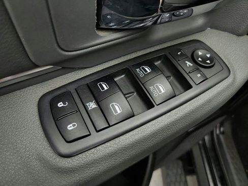 Used 2019 RAM 1500 Classic Warlock image 22