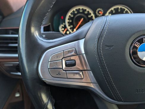 Used 2016 BMW 750i xDrive image 21