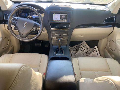 Used 2016 Lincoln MKT AWD w/ Equipment Group 201A image 19