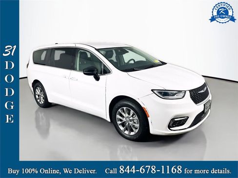 Used 2024 Chrysler Pacifica Touring-L image 1