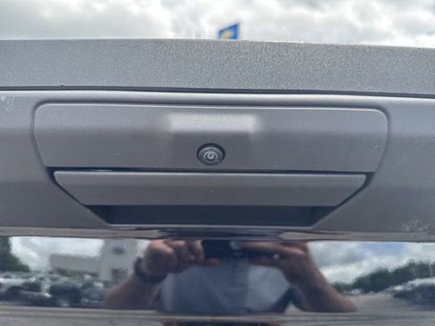 Used 2022 Ford F150 XLT image 13