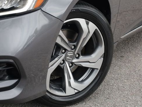 Used 2020 Honda Accord EX image 19