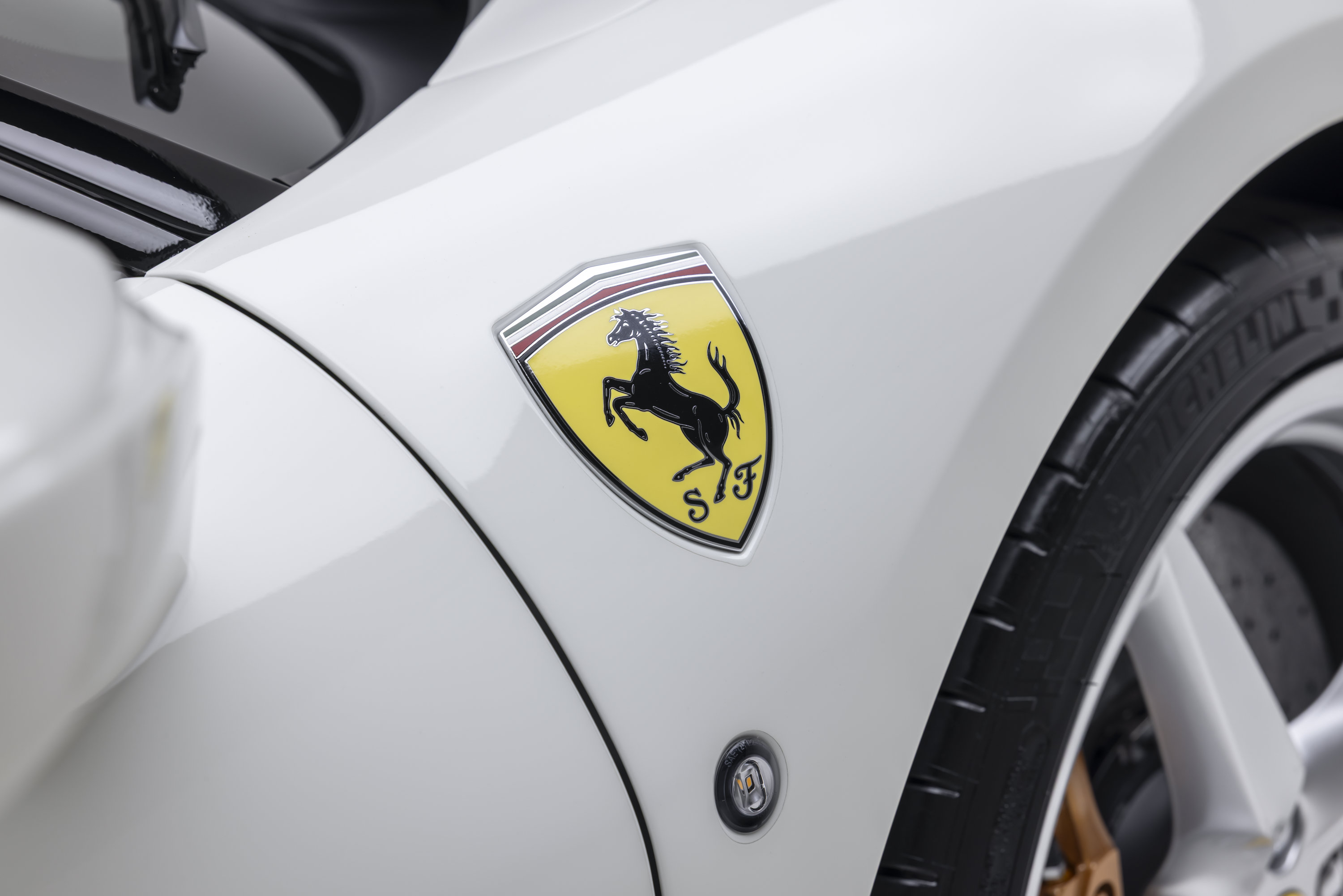 Certified 2022 Ferrari F8 Tributo RWD image 27