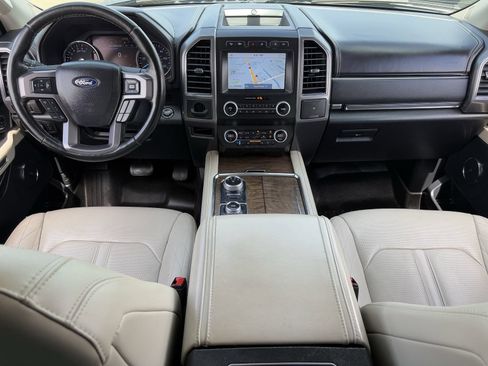 Used 2021 Ford Expedition Platinum AWD/4WD image 10