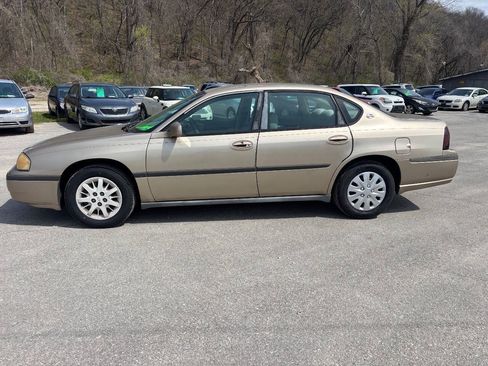 Used 2004 Chevrolet Impala w/ Preferred Equipment Group FWD image 10