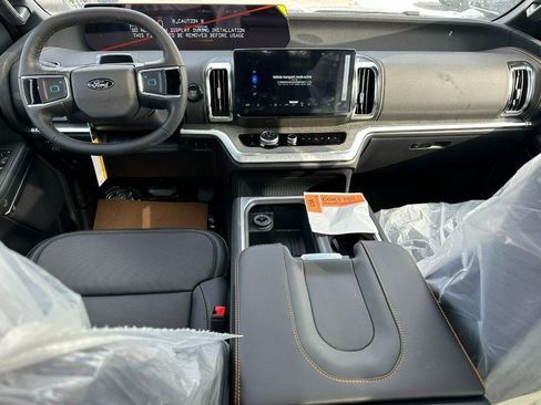 New 2026 Ford Expedition Tremor image 6