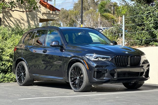 Used 2022 BMW X5 xDrive40i w/ M Sport Package AWD/4WD image 7