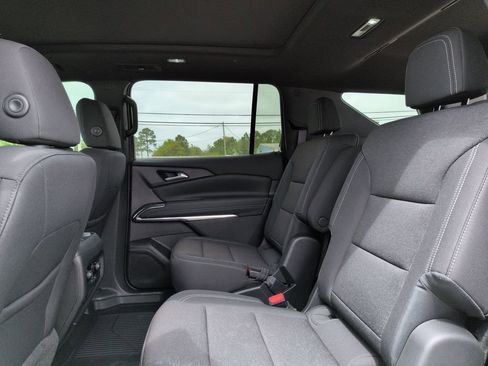 New 2026 Chevrolet Traverse LT w/ Sun and Wheel Package FWD image 34