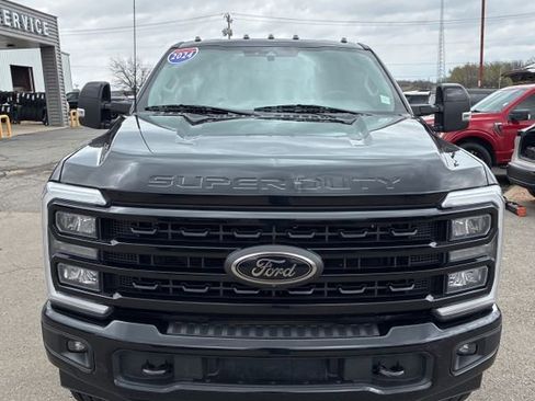 Used 2024 Ford F250 Lariat w/ Black Appearance Package AWD/4WD image 11