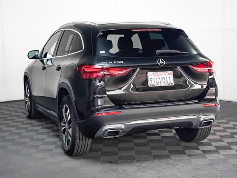 Certified 2026 Mercedes-Benz GLA 250 image 2
