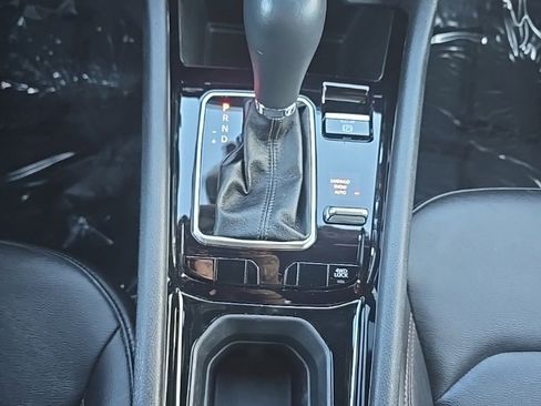 Certified 2024 Jeep Compass Limited image 31