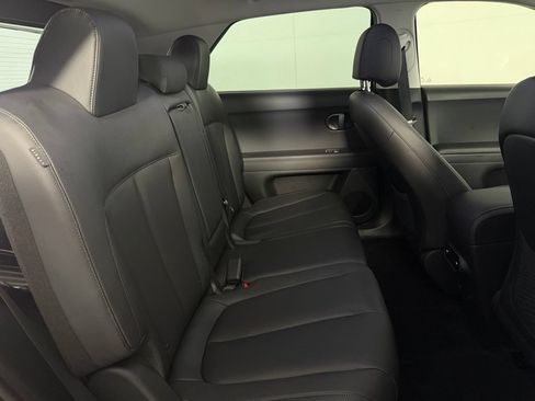 Used 2025 Hyundai Ioniq 5 SEL AWD/4WD image 16