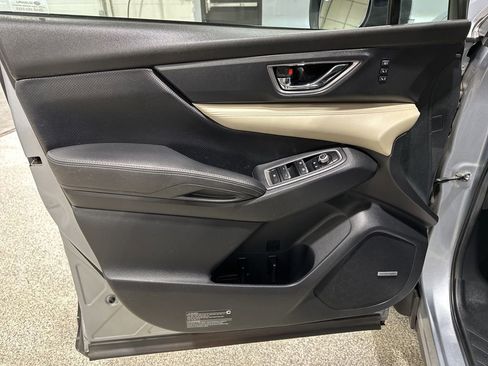Used 2019 Subaru Ascent Limited image 14