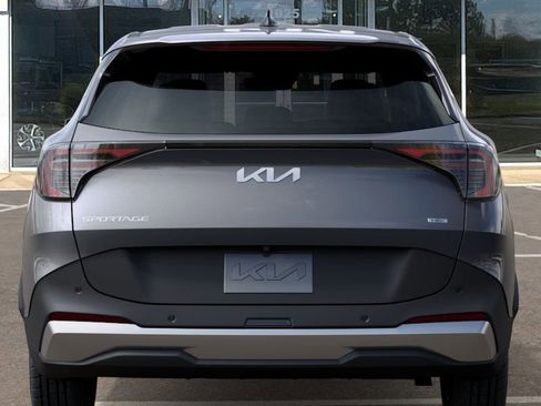 New 2026 Kia Sportage LX image 13