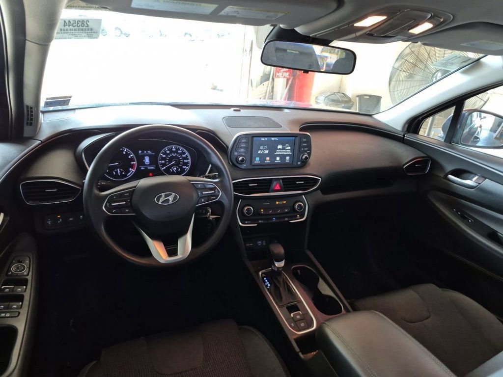 Used 2019 Hyundai Santa Fe SE FWD image 10