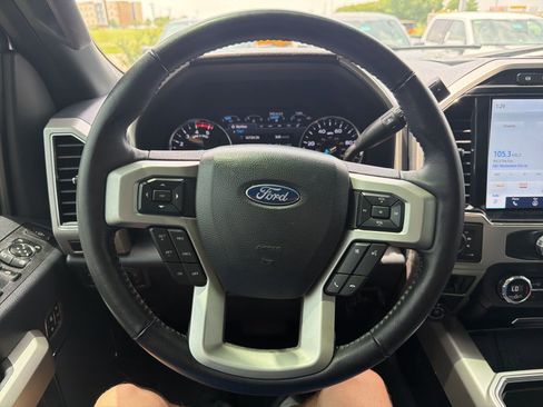 Used 2022 Ford F250 Lariat w/ Lariat Ultimate Package AWD/4WD image 21