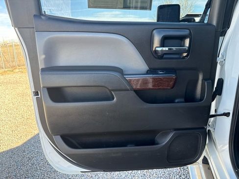 Used 2015 GMC Sierra 2500 SLT w/ Duramax Plus Package image 25