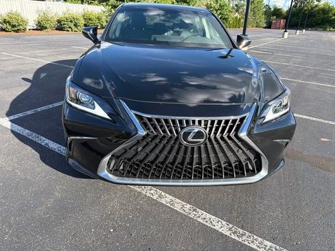 Used 2023 Lexus ES 350 w/ Premium Package FWD image 6