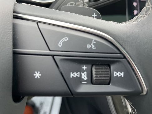 Used 2025 Audi Q7 3.0T Premium Plus image 19