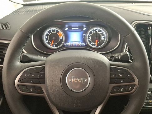 Used 2022 Jeep Cherokee Limited w/ Elite Package image 20