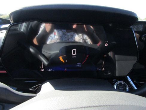 New 2026 Chevrolet Trax RS w/ Driver Confidence Package FWD image 16