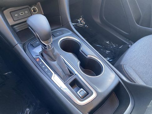 Used 2022 Chevrolet Equinox LT image 24