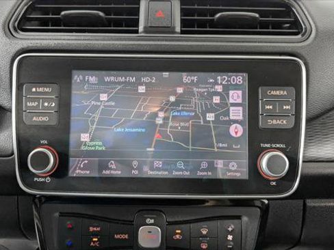 Used 2020 Nissan Leaf SV w/ SV Technology Package image 31