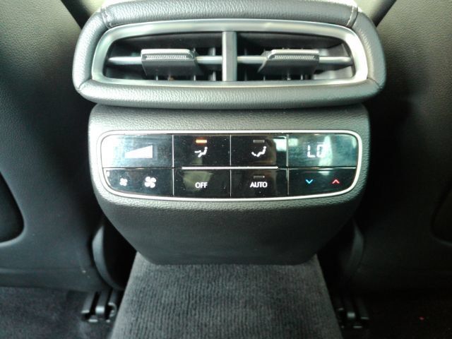 Used 2022 Genesis G80 2.5T w/ Prestige Package RWD image 33
