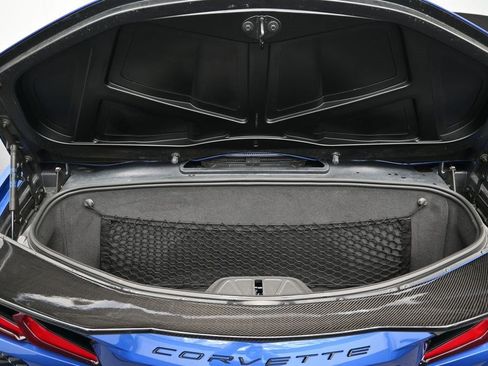 Used 2022 Chevrolet Corvette Stingray Premium Conv w/ Z51 Performance Package RWD image 11