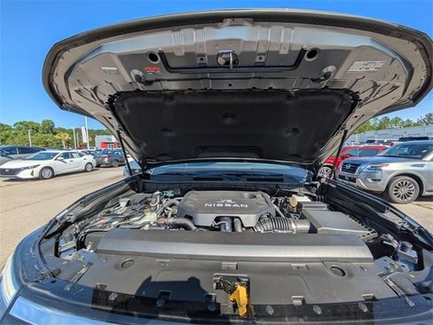 New 2025 Nissan Armada SL w/ Captain's Chari Seat Package image 37