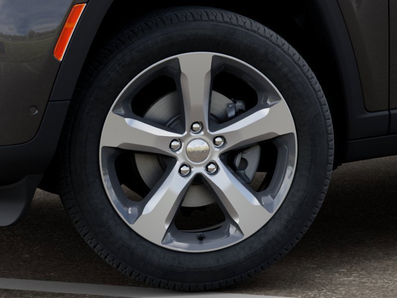 New 2026 Jeep Grand Cherokee Limited w/ Luxury Tech Group II RWD image 8