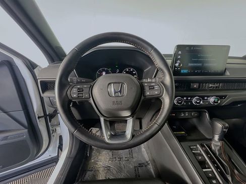 Used 2025 Honda CR-V Sport-L image 14