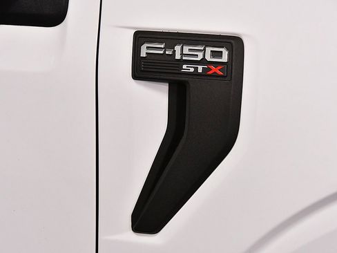 Used 2022 Ford F150 XL w/ STX Appearance Package image 10