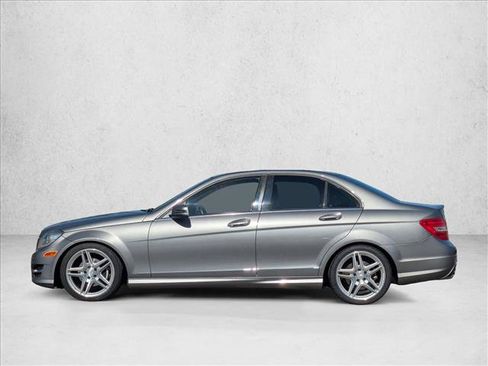 Used 2013 Mercedes-Benz C 250 Sedan image 9