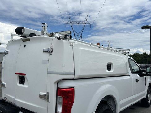 Used 2019 Ford F250 XL w/ Power Equipment Group RWD image 23