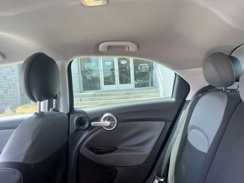 Used 2016 FIAT 500X Pop FWD image 10