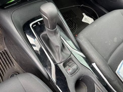 Used 2021 Toyota Corolla SE FWD image 11